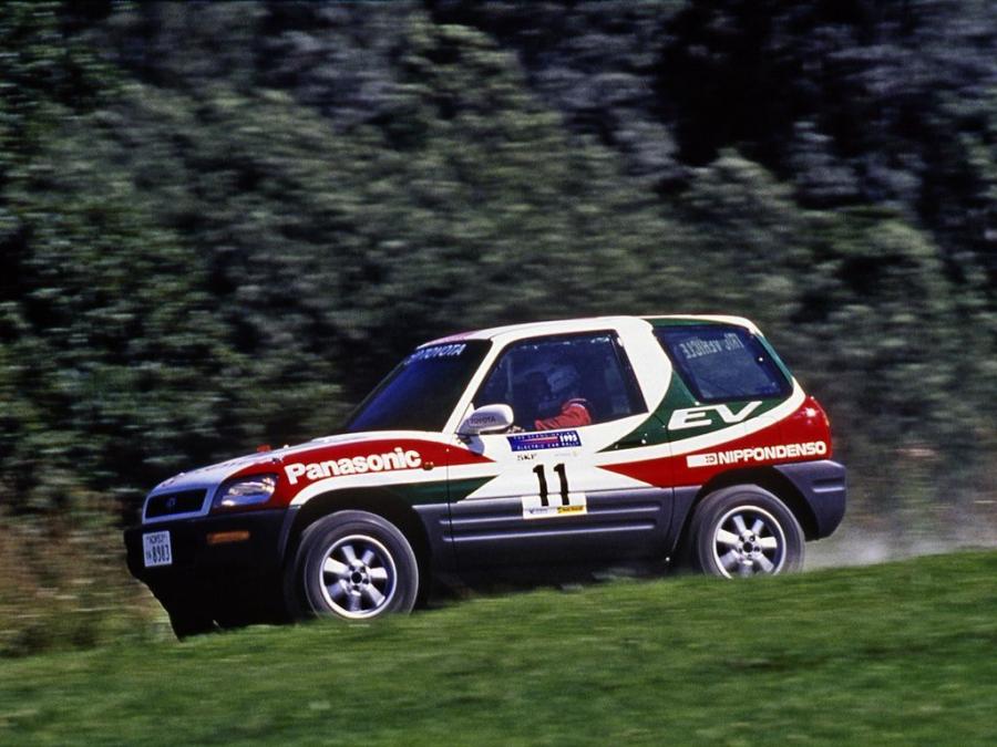  Toyota RAV4 EV Rally Car 3-Door 1998 года  (фото 3 из 3)